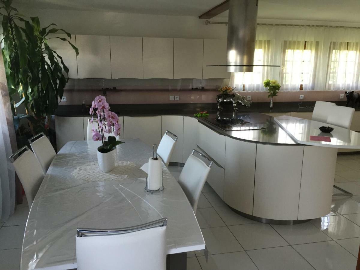 villa maxilly Esterno foto